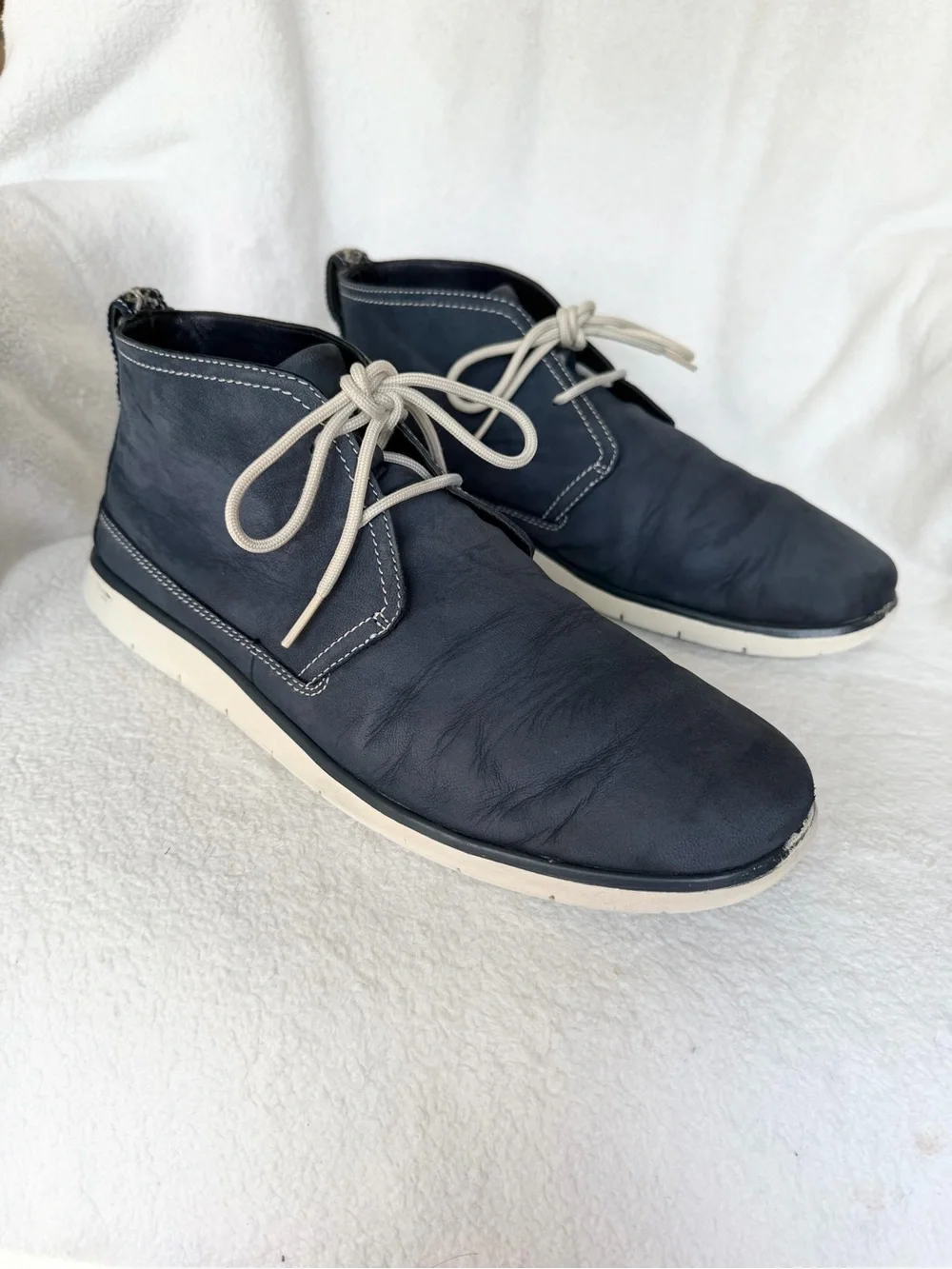 UGG good please